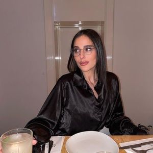 Meet your Posher, Shelly